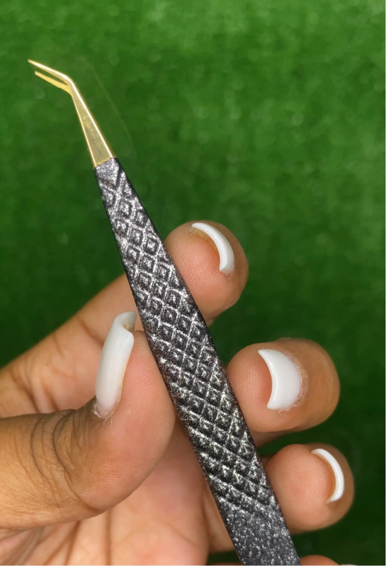 Curvianna Tweezer