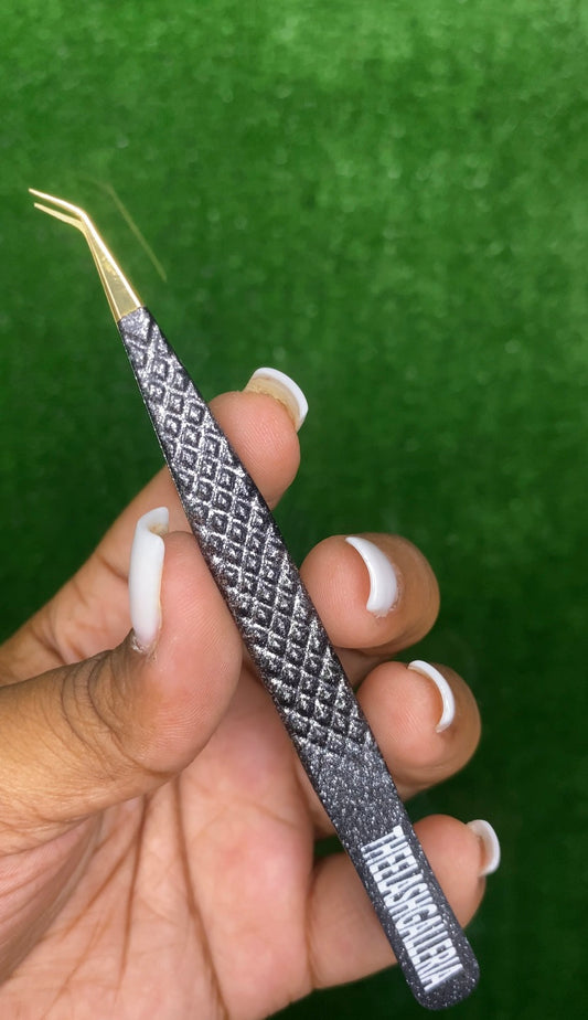 Curvianna Tweezer