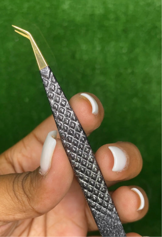 Curvianna Tweezer