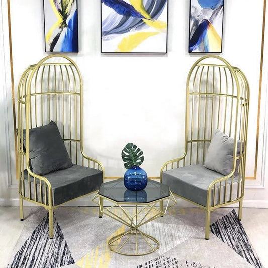 Queenish Chair