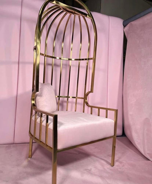 Queenish Chair